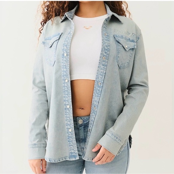 NWT True Religion Light Bliss Wash Logo Georgia Long Sleeve Denim Shirt Sz Small - Picture 3 of 12